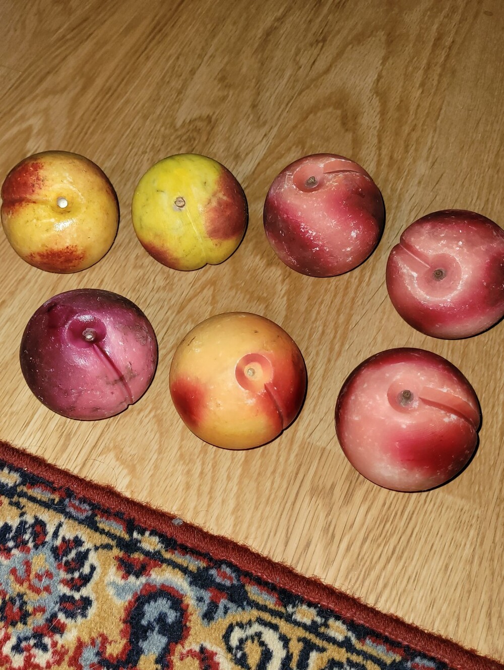 Vintage Stone Fruit Peaches - Picture 4 of 10